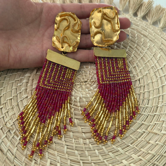 Triangular gold earrings