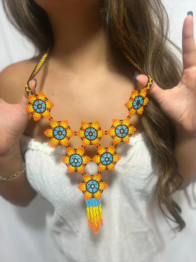 Floral bead necklace