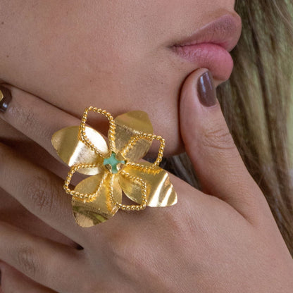 Double flower ring.