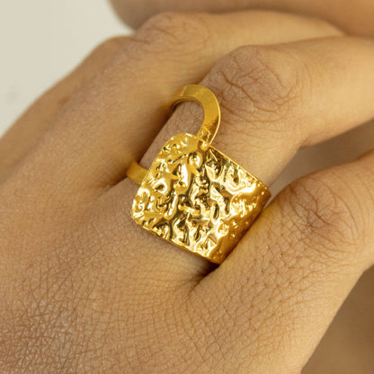 Ring Nora