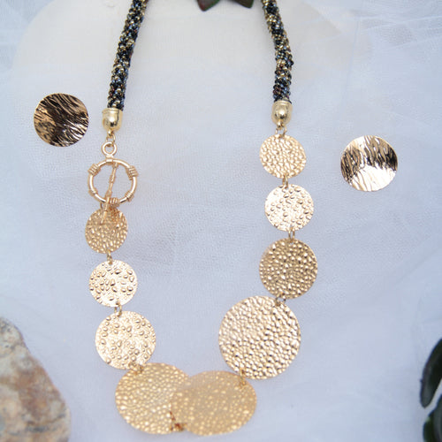 Ursula necklace