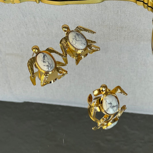 White turtle set